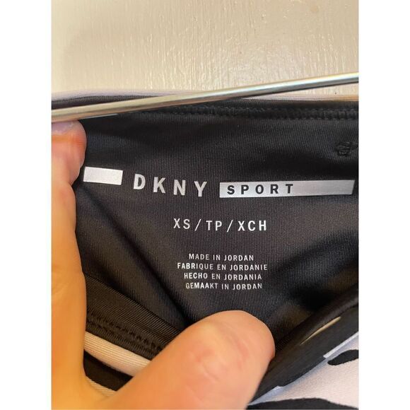 🔴 NWOT DKNY Sport High Waist Shorts in black and white zebra print! XS - Picture 9 of 12